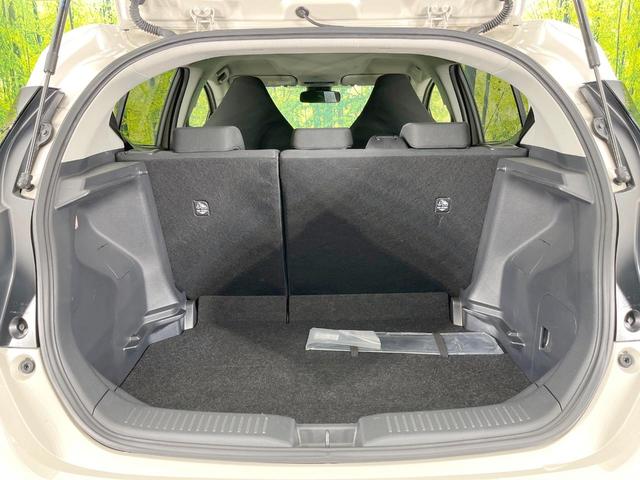 アクア X 純正ナビ付DA バックカメラ 衝突軽減システム 100V電源 レーダークルーズ 禁煙車 スマートキー LEDヘッド ビルトインETC オートハイビーム オートライト オートエアコン Bluetooth(10枚目)