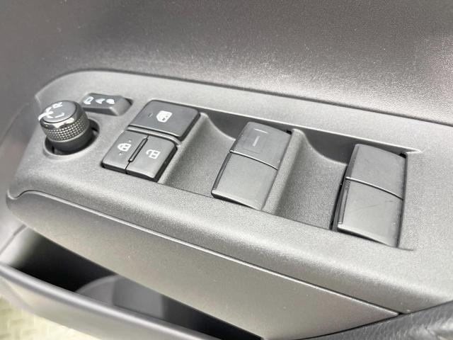 アクア X 純正ナビ付DA バックカメラ 衝突軽減システム 100V電源 レーダークルーズ 禁煙車 スマートキー LEDヘッド ビルトインETC オートハイビーム オートライト オートエアコン Bluetooth(41枚目)