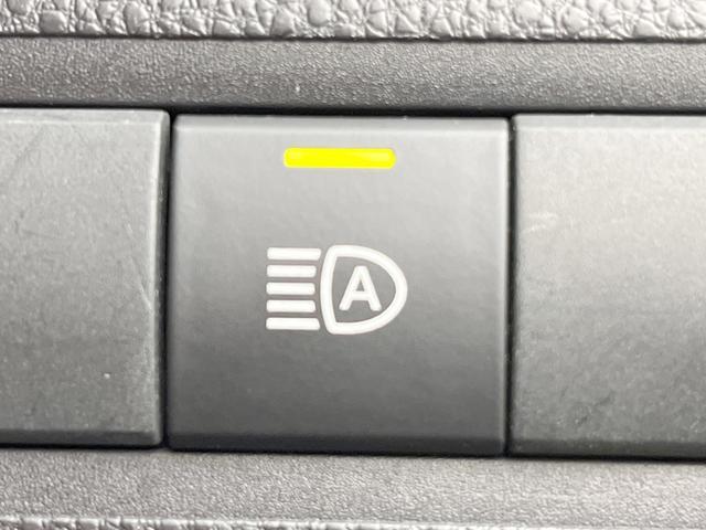 アクア X 純正ナビ付DA バックカメラ 衝突軽減システム 100V電源 レーダークルーズ 禁煙車 スマートキー LEDヘッド ビルトインETC オートハイビーム オートライト オートエアコン Bluetooth(42枚目)