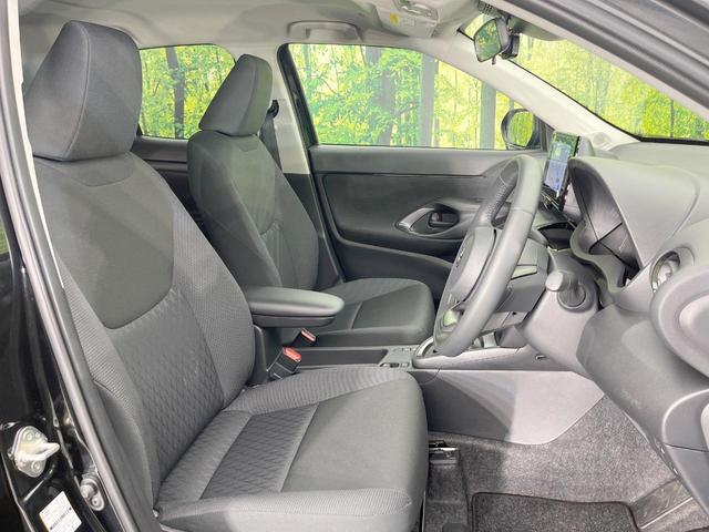 ヤリスクロス Ｇ　純正ナビ付ＤＡ　バックカメラ　衝突軽減システム　レーダークルーズ　禁煙車　ドラレコ　コーナーセンサー　スマートキー　ビルトインＥＴＣ　オートハイビーム　車線逸脱警報　オートライト　オートエアコン（8枚目）