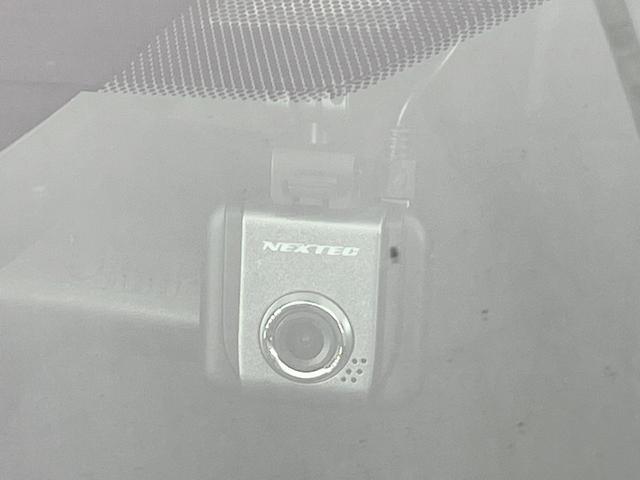 ヤリスクロス Ｇ　純正ナビ付ＤＡ　バックカメラ　衝突軽減システム　レーダークルーズ　禁煙車　ドラレコ　コーナーセンサー　スマートキー　ビルトインＥＴＣ　オートハイビーム　車線逸脱警報　オートライト　オートエアコン（27枚目）