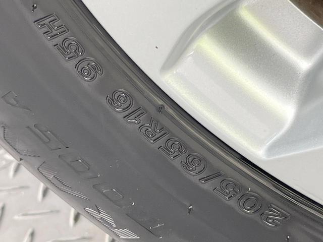 ヤリスクロス Ｇ　純正ナビ付ＤＡ　バックカメラ　衝突軽減システム　レーダークルーズ　禁煙車　ドラレコ　コーナーセンサー　スマートキー　ビルトインＥＴＣ　オートハイビーム　車線逸脱警報　オートライト　オートエアコン（29枚目）