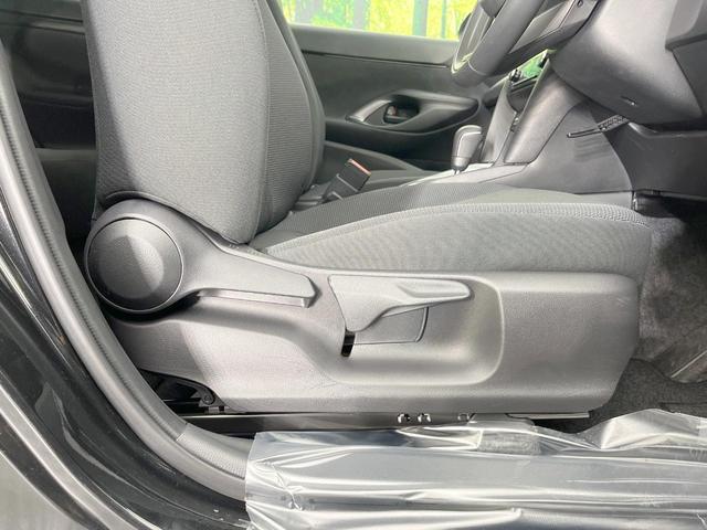 ヤリスクロス Ｇ　純正ナビ付ＤＡ　バックカメラ　衝突軽減システム　レーダークルーズ　禁煙車　ドラレコ　コーナーセンサー　スマートキー　ビルトインＥＴＣ　オートハイビーム　車線逸脱警報　オートライト　オートエアコン（52枚目）