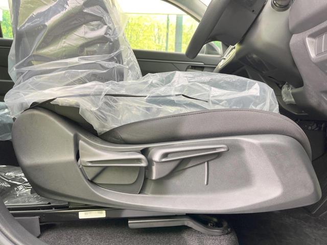 WR-V X 登録済未使用車 衝突被害軽減システム レーダークルーズ スマートキー LEDヘッド オートハイビーム 車線逸脱警報 オートライト オートエアコン 電動格納ミラー(42枚目)