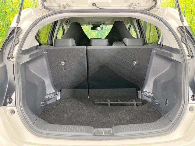 アクア X 純正ナビ付DA バックカメラ レーダークルーズ 禁煙車 コーナーセンサー スマートキー LEDヘッド ビルトインETC オートハイビーム 車線逸脱警報 オートライト オートエアコン(10枚目)