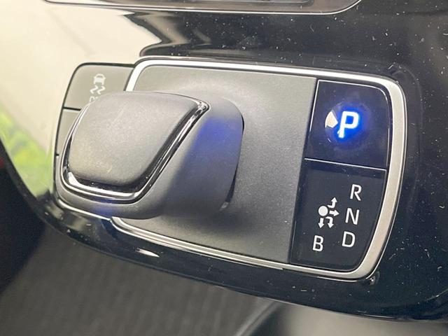 アクア X 純正ナビ付DA バックカメラ レーダークルーズ 禁煙車 コーナーセンサー スマートキー LEDヘッド ビルトインETC オートハイビーム 車線逸脱警報 オートライト オートエアコン(24枚目)