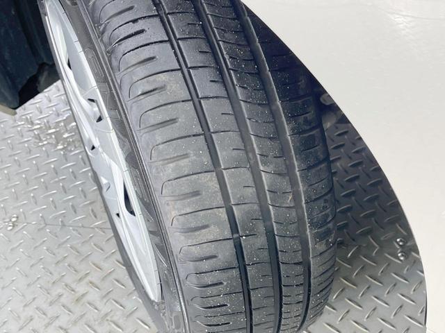 アクア X 純正ナビ付DA バックカメラ レーダークルーズ 禁煙車 コーナーセンサー スマートキー LEDヘッド ビルトインETC オートハイビーム 車線逸脱警報 オートライト オートエアコン(27枚目)