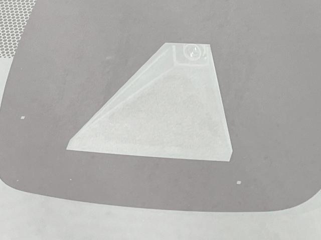 【トヨタセーフティセンス】走行中に前方の車両等を認識し、衝突しそうな時は警報とブレーキで衝突回避と被害軽減をアシスト。より安全にドライブをお楽しみいただけます。