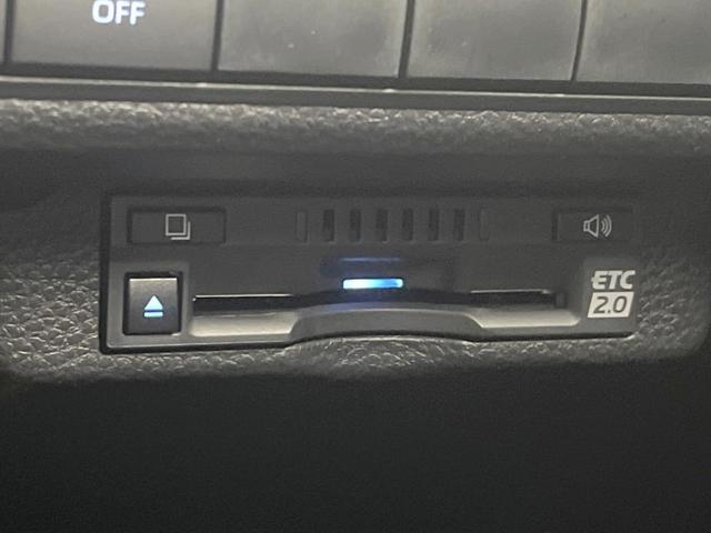 【ＥＴＣ】高速道路の料金所をストレスなく通過！話題のスポットやサービスエリアに多い「スマートＩＣ」利用時は必須のアイテムです。当店でセットアップを実施、ご納車当日からすぐにご利用いただけます！