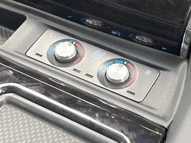 アルファード ２．５Ｓ　Ｃパッケージ　サンルーフ　両側電動ドア　後席モニター　バックカメラ　衝突被害軽減システム　レーダークルーズ　禁煙車　前席シートエアコン　前席シートヒーター　コーナーセンサー　スマートキー　ＬＥＤヘッド（59枚目）