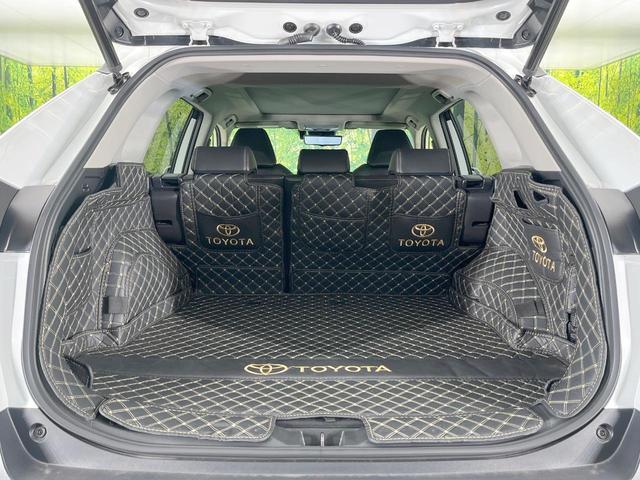 ＲＡＶ４ Ｇ　Ｚパッケージ　４ＷＤ　サンルーフ　フルエアロ　全周囲カメラ　衝突被害軽減システム　レーダークルーズ　禁煙車　電動リアゲート　前席シートエアコン　パワーシート　ドラレコ　コーナーセンサー　スマートキー　ＬＥＤヘッド（10枚目）