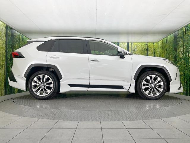 ＲＡＶ４ Ｇ　Ｚパッケージ　４ＷＤ　サンルーフ　フルエアロ　全周囲カメラ　衝突被害軽減システム　レーダークルーズ　禁煙車　電動リアゲート　前席シートエアコン　パワーシート　ドラレコ　コーナーセンサー　スマートキー　ＬＥＤヘッド（57枚目）