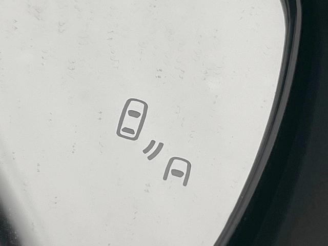 スイフト ハイブリッドＭＧ　純正ナビ　衝突軽減システム　禁煙車　シートヒーター　ドラレコ　コーナーセンサー　スマートキー　ＬＥＤヘッド　ビルトインＥＴＣ　純正１６インチアルミ　オートハイビーム　オートライト　オートエアコン（5枚目）