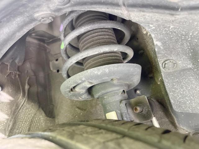 スイフト ハイブリッドＭＧ　純正ナビ　衝突軽減システム　禁煙車　シートヒーター　ドラレコ　コーナーセンサー　スマートキー　ＬＥＤヘッド　ビルトインＥＴＣ　純正１６インチアルミ　オートハイビーム　オートライト　オートエアコン（20枚目）