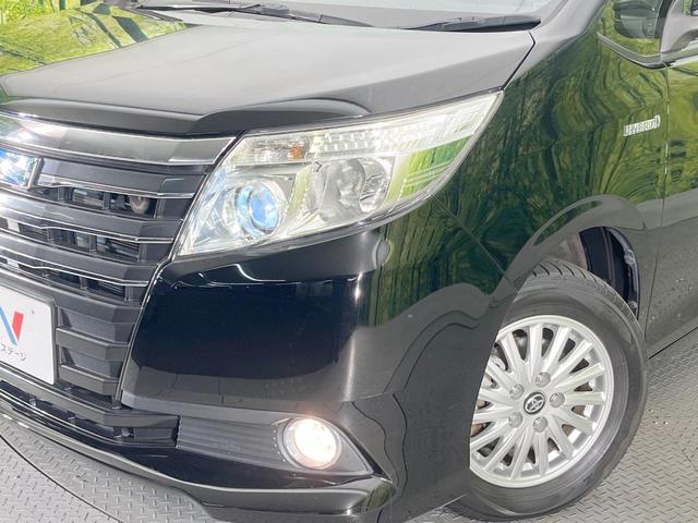 【ＬＥＤヘッドライト】悪天候や夜間走行時も良好な視界を確保し安心して運転できる高輝度ＬＥＤヘッドライトを装備！点灯速度が早く、消費電力も抑えられています。