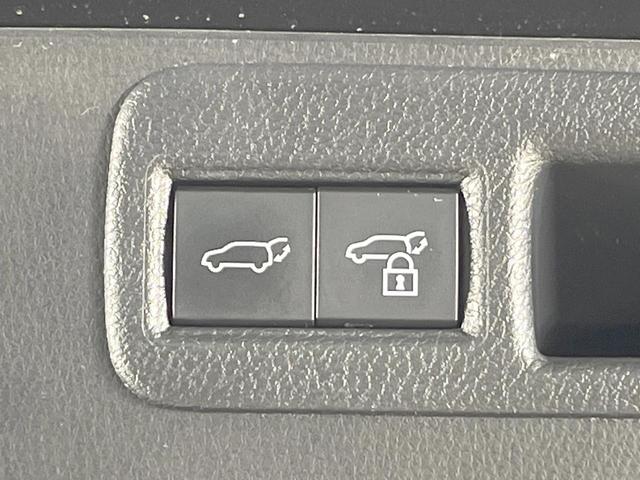 ハリアー Ｚ　フルエアロ　バックカメラ　ＪＢＬサウンド　衝突被害軽減システム　レーダークルーズ　禁煙車　電動リアゲート　パワーシート　ドラレコ　コーナーセンサー　スマートキー　ＬＥＤヘッド　ＥＴＣ２．０（40枚目）