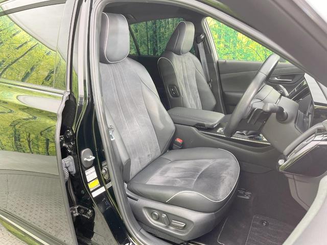 クラウンハイブリッド ＲＳアドバンス　全周囲カメラ　衝突被害軽減システム　レーダークルーズ　禁煙車　ハーフレザーシート　ドラレコ　コーナーセンサー　スマートキー　ＬＥＤヘッド　ビルトインＥＴＣ　純正１８インチアルミ　オートハイビーム（8枚目）