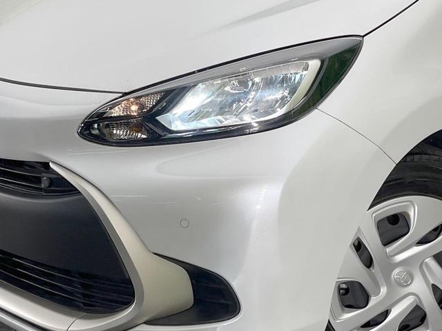 アクア Ｇ　衝突被害軽減システム　純正ナビ　バックカメラ　レーダークルーズ　禁煙車　ハーフレザーシート　パワーシート　コーナーセンサー　スマートキー　ＬＥＤヘッド　ビルトインＥＴＣ　ＬＥＤヘッドライト（12枚目）