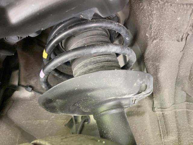 Ｃ－ＨＲ Ｇ　モデリスタ　純正ナビ　バックカメラ　衝突軽減システム　レーダークルーズ　ドラレコ　コーナーセンサー　ＥＴＣ２．０　オートハイビーム　車線逸脱警報　デュアルエアコン　Ｂｌｕｅｔｏｏｔｈ　ＣＤ　フルセグ（20枚目）