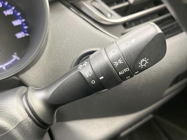 Ｃ－ＨＲ Ｇ　モデリスタ　純正ナビ　バックカメラ　衝突軽減システム　レーダークルーズ　ドラレコ　コーナーセンサー　ＥＴＣ２．０　オートハイビーム　車線逸脱警報　デュアルエアコン　Ｂｌｕｅｔｏｏｔｈ　ＣＤ　フルセグ（48枚目）