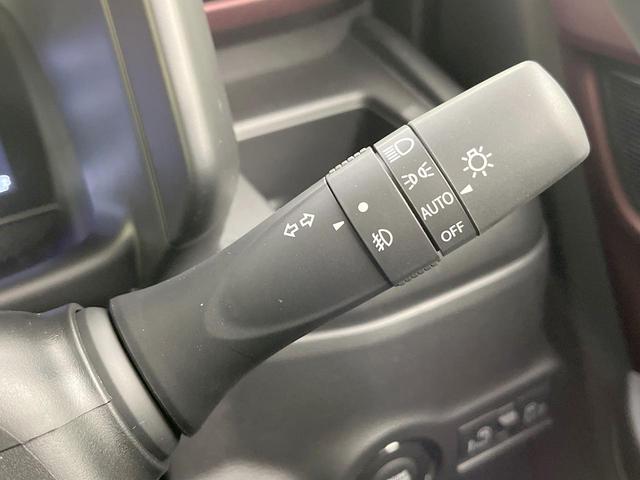 スペーシアカスタム ハイブリッドＸＳ　届出済未使用車　衝突軽減装置　両側電動ドア　アダプティブクルーズコントロール　シートヒーター　ステアリングヒーター　オートエアコン　スマートキー　ＬＥＤヘッドライト　オットマン　アイドリングストップ（45枚目）