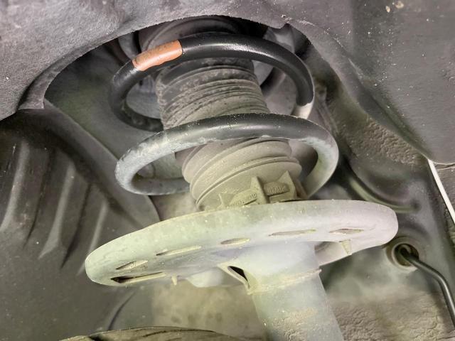 ＲＸ ＲＸ３００ブラックシークエンス　純正１２型ナビ　全周囲カメラ　マークレビンソン　衝突軽減　レーダークルーズ　禁煙車　電動リアゲート　レザーシート　前席シートエアコン　ドラレコ　コーナーセンサー　スマートキー　ＬＥＤヘッド　ＢＳＭ（19枚目）