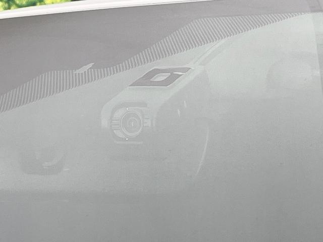 ＲＸ ＲＸ３００ブラックシークエンス　純正１２型ナビ　全周囲カメラ　マークレビンソン　衝突軽減　レーダークルーズ　禁煙車　電動リアゲート　レザーシート　前席シートエアコン　ドラレコ　コーナーセンサー　スマートキー　ＬＥＤヘッド　ＢＳＭ（30枚目）