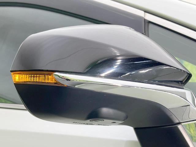 ＲＸ ＲＸ３００ブラックシークエンス　純正１２型ナビ　全周囲カメラ　マークレビンソン　衝突軽減　レーダークルーズ　禁煙車　電動リアゲート　レザーシート　前席シートエアコン　ドラレコ　コーナーセンサー　スマートキー　ＬＥＤヘッド　ＢＳＭ（31枚目）