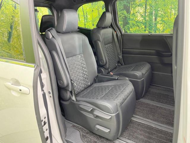 ヴォクシー Ｓ－Ｚ　フリップダウンモニター　純正１０．５型ナビ　両側電動ドア　全周囲カメラ　快適利便ＰＫＧ　衝突軽減　レーダークルーズ　禁煙車　ドラレコ　スマートキー　ＬＥＤヘッド　ＥＴＣ２．０　デジタルミラー　ＢＳＭ（9枚目）