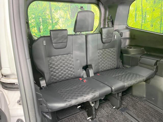 ヴォクシー Ｓ－Ｚ　フリップダウンモニター　純正１０．５型ナビ　両側電動ドア　全周囲カメラ　快適利便ＰＫＧ　衝突軽減　レーダークルーズ　禁煙車　ドラレコ　スマートキー　ＬＥＤヘッド　ＥＴＣ２．０　デジタルミラー　ＢＳＭ（10枚目）