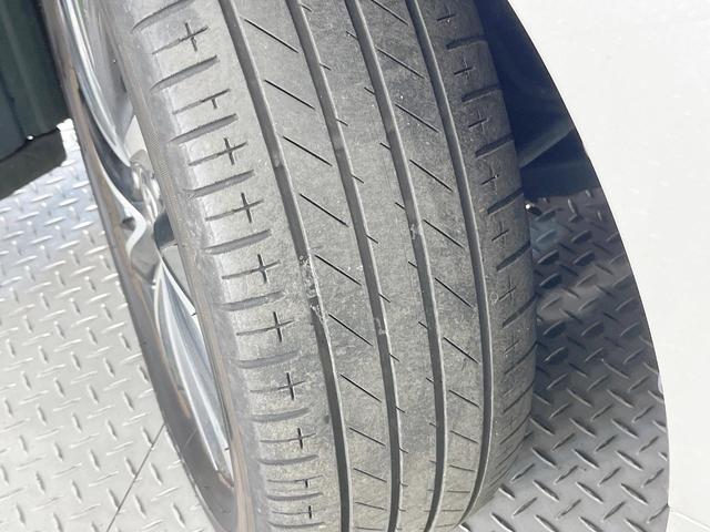 ヴォクシー Ｓ－Ｚ　フリップダウンモニター　純正１０．５型ナビ　両側電動ドア　全周囲カメラ　快適利便ＰＫＧ　衝突軽減　レーダークルーズ　禁煙車　ドラレコ　スマートキー　ＬＥＤヘッド　ＥＴＣ２．０　デジタルミラー　ＢＳＭ（31枚目）