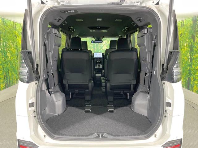 ヴォクシー Ｓ－Ｚ　フリップダウンモニター　純正１０．５型ナビ　両側電動ドア　全周囲カメラ　快適利便ＰＫＧ　衝突軽減　レーダークルーズ　禁煙車　ドラレコ　スマートキー　ＬＥＤヘッド　ＥＴＣ２．０　デジタルミラー　ＢＳＭ（42枚目）