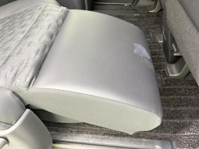 ヴォクシー Ｓ－Ｚ　フリップダウンモニター　純正１０．５型ナビ　両側電動ドア　全周囲カメラ　快適利便ＰＫＧ　衝突軽減　レーダークルーズ　禁煙車　ドラレコ　スマートキー　ＬＥＤヘッド　ＥＴＣ２．０　デジタルミラー　ＢＳＭ（43枚目）