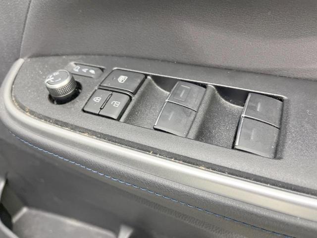 ヴォクシー Ｓ－Ｚ　フリップダウンモニター　純正１０．５型ナビ　両側電動ドア　全周囲カメラ　快適利便ＰＫＧ　衝突軽減　レーダークルーズ　禁煙車　ドラレコ　スマートキー　ＬＥＤヘッド　ＥＴＣ２．０　デジタルミラー　ＢＳＭ（47枚目）