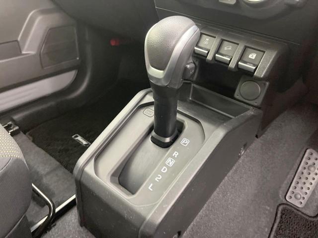 ジムニー ＸＣ　４ＷＤ　ターボ　衝突被害軽減システム　禁煙車　コーナーセンサー　スマートキー　ＬＥＤヘッド　クルコン　純正１６インチアルミ　オートハイビーム　シートヒーター（30枚目）