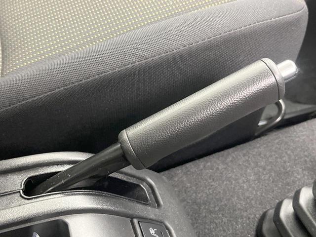 ジムニー ＸＣ　４ＷＤ　ターボ　衝突被害軽減システム　禁煙車　コーナーセンサー　スマートキー　ＬＥＤヘッド　クルコン　純正１６インチアルミ　オートハイビーム　シートヒーター（32枚目）