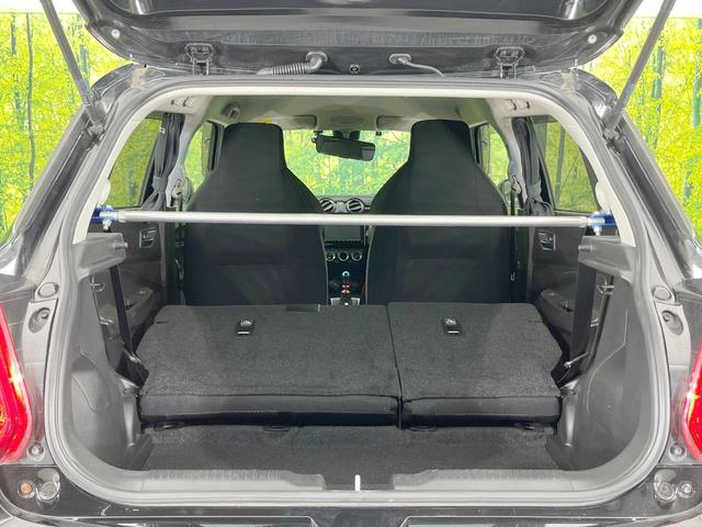 スイフトスポーツ ベースグレード　６速ＭＴ　純正８型ナビ　全周囲カメラ　衝突被害軽減システム　レーダークルーズ　禁煙車　シートヒーター　ドラレコ　スマートキー　ＬＥＤヘッド　ビルトインＥＴＣ　純正１７インチアルミ　オートハイビーム（10枚目）