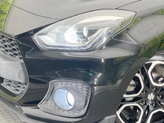 スイフトスポーツ ベースグレード　６速ＭＴ　純正８型ナビ　全周囲カメラ　衝突被害軽減システム　レーダークルーズ　禁煙車　シートヒーター　ドラレコ　スマートキー　ＬＥＤヘッド　ビルトインＥＴＣ　純正１７インチアルミ　オートハイビーム（13枚目）