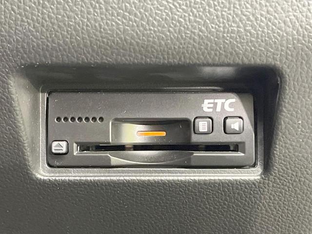 スイフトスポーツ ベースグレード　６速ＭＴ　純正８型ナビ　全周囲カメラ　衝突被害軽減システム　レーダークルーズ　禁煙車　シートヒーター　ドラレコ　スマートキー　ＬＥＤヘッド　ビルトインＥＴＣ　純正１７インチアルミ　オートハイビーム（33枚目）