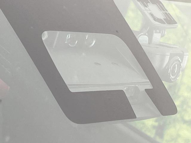 スイフトスポーツ ベースグレード　６速ＭＴ　純正８型ナビ　全周囲カメラ　衝突被害軽減システム　レーダークルーズ　禁煙車　シートヒーター　ドラレコ　スマートキー　ＬＥＤヘッド　ビルトインＥＴＣ　純正１７インチアルミ　オートハイビーム（35枚目）