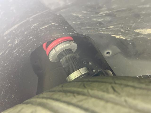 スイフトスポーツ ベースグレード　６速ＭＴ　純正８型ナビ　全周囲カメラ　衝突被害軽減システム　レーダークルーズ　禁煙車　シートヒーター　ドラレコ　スマートキー　ＬＥＤヘッド　ビルトインＥＴＣ　純正１７インチアルミ　オートハイビーム（47枚目）