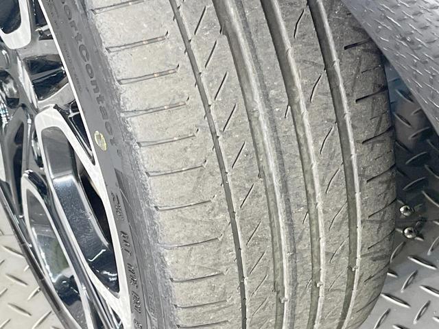 スイフトスポーツ ベースグレード　６速ＭＴ　純正８型ナビ　全周囲カメラ　衝突被害軽減システム　レーダークルーズ　禁煙車　シートヒーター　ドラレコ　スマートキー　ＬＥＤヘッド　ビルトインＥＴＣ　純正１７インチアルミ　オートハイビーム（49枚目）