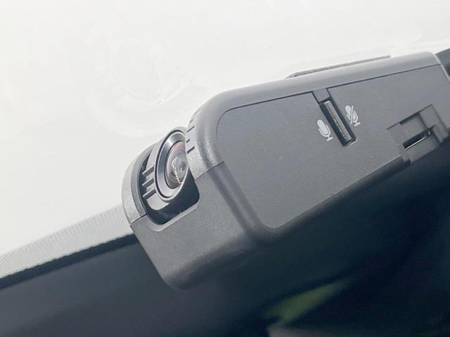 ＲＸ ＲＸ４５０ｈ　Ｆスポーツ　４ＷＤ　純正ＳＤナビ　全周囲カメラ　衝突被害軽減システム　レーダークルーズ　禁煙車　電動リアゲート　レザーシート　前席シートエアコン　ドラレコ　コーナーセンサー　スマートキー　ＬＥＤヘッド（7枚目）