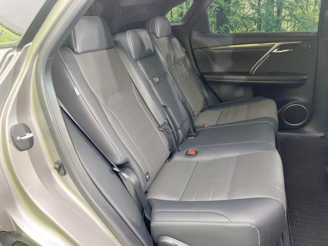 ＲＸ ＲＸ４５０ｈ　Ｆスポーツ　４ＷＤ　純正ＳＤナビ　全周囲カメラ　衝突被害軽減システム　レーダークルーズ　禁煙車　電動リアゲート　レザーシート　前席シートエアコン　ドラレコ　コーナーセンサー　スマートキー　ＬＥＤヘッド（9枚目）