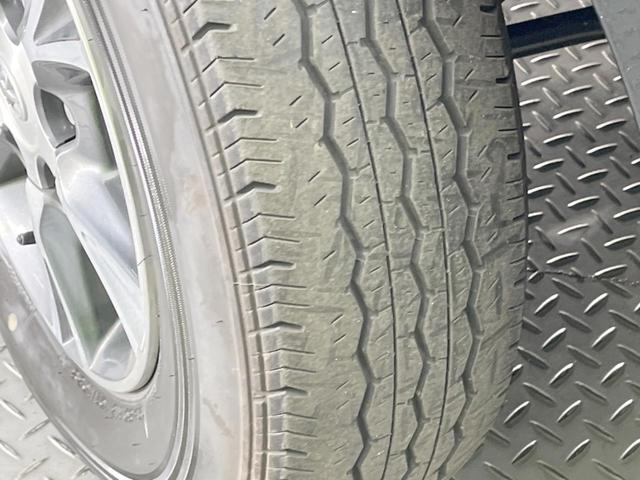 ハイエースバン ロングスーパーＧＬ　ダークプライムＳ　ターボ　ディーゼル（軽油）　両側電動ドア　全周囲カメラ　衝突被害軽減システム　禁煙車　ハーフレザーシート　ドラレコ　コーナーセンサー　スマートキー　ＬＥＤヘッド　ビルトインＥＴＣ（27枚目）