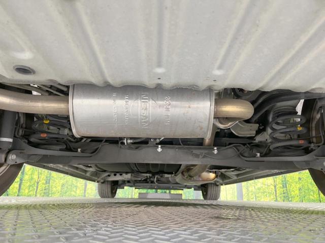 セレナ ハイウェイスター　Ｖエアロモード＋セーフティＩＩ　両側電動ドア　純正ＳＤナビ　後席モニター　全周囲カメラ　衝突被害軽減システム　コーナーセンサー　スマートキー　ＬＥＤヘッド　ナビ連動ＥＴＣ　クルコン　純正１６インチアルミ（19枚目）