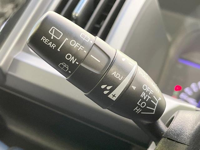 ステップワゴンスパーダ Ｚ　純正８型ナビ　両側電動ドア　バックカメラ　禁煙車　スマートキー　ＨＩＤヘッド　ビルトインＥＴＣ　クルコン　純正１６インチアルミ　オートライト　オートエアコン　Ｂｌｕｅｔｏｏｔｈ（28枚目）