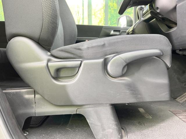 ステップワゴンスパーダ Ｚ　純正８型ナビ　両側電動ドア　バックカメラ　禁煙車　スマートキー　ＨＩＤヘッド　ビルトインＥＴＣ　クルコン　純正１６インチアルミ　オートライト　オートエアコン　Ｂｌｕｅｔｏｏｔｈ（44枚目）