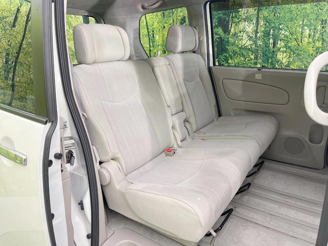 セレナ ２０Ｇ　両側パワースライドドア　後席モニター　純正ナビ　バックカメラ　禁煙車　ＥＴＣ　ドライブレコーダー　クルーズコントロール　スマートキー　プッシュスタート　オートエアコン　純正１５インチアルミ（9枚目）