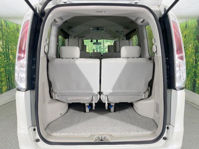 セレナ ２０Ｇ　両側パワースライドドア　後席モニター　純正ナビ　バックカメラ　禁煙車　ＥＴＣ　ドライブレコーダー　クルーズコントロール　スマートキー　プッシュスタート　オートエアコン　純正１５インチアルミ（11枚目）